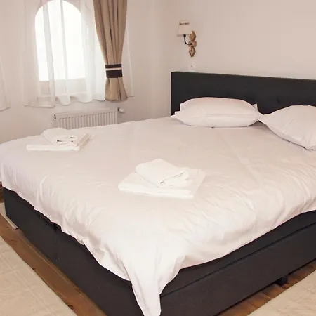Samedru Guest house *